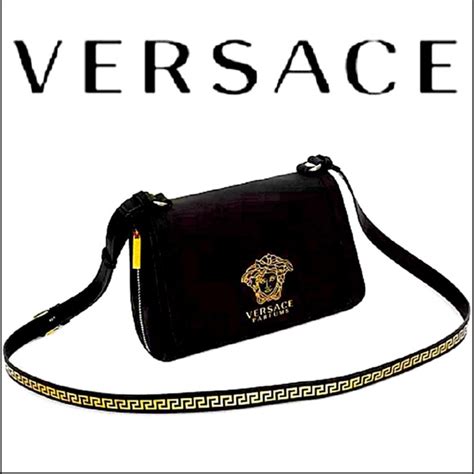 bolsa versace|Versace bag with cologne.